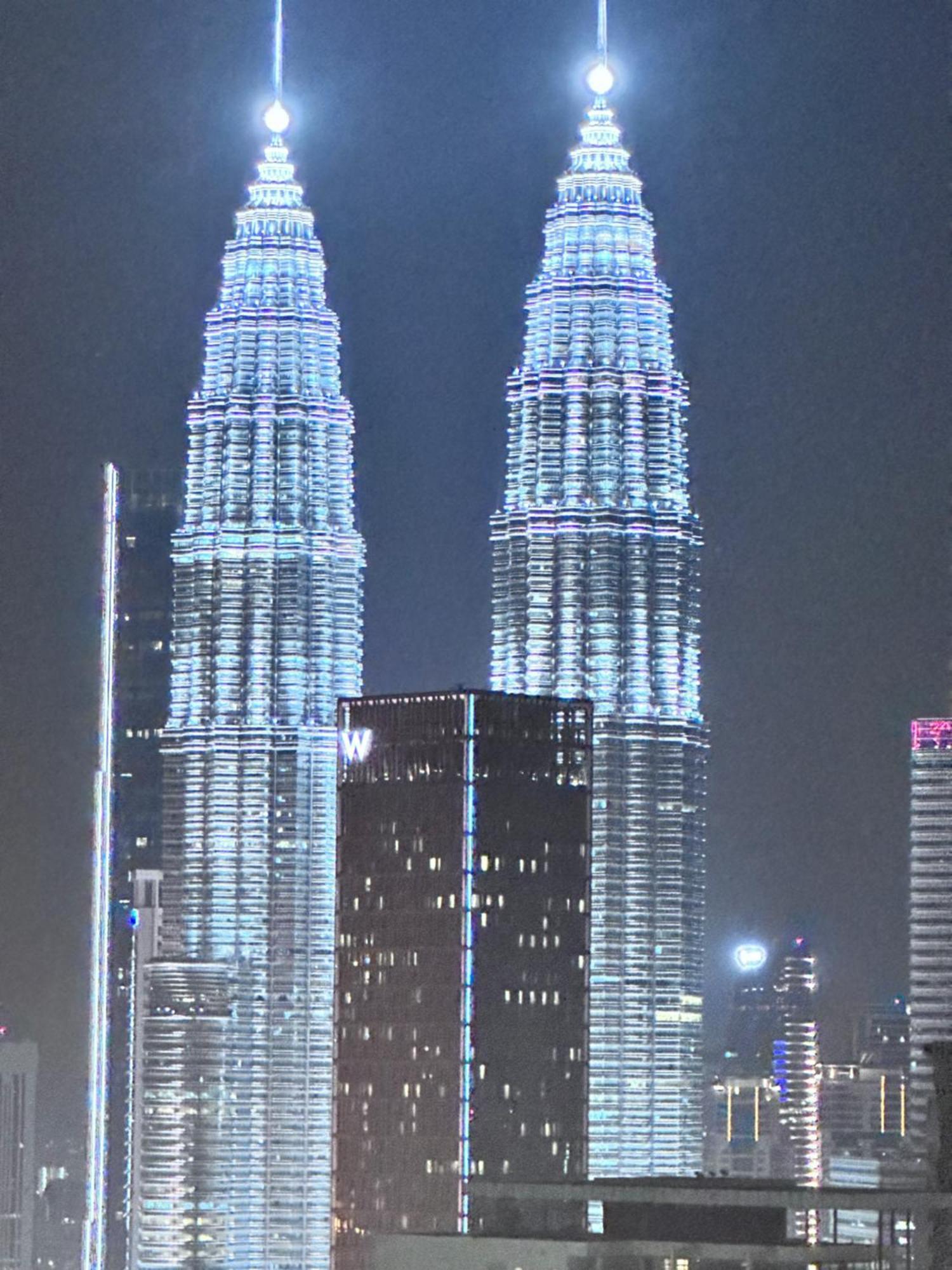 The Luxe Infinitum Klcc By Kl Malaysia Appartement Kuala Lumpur Buitenkant foto