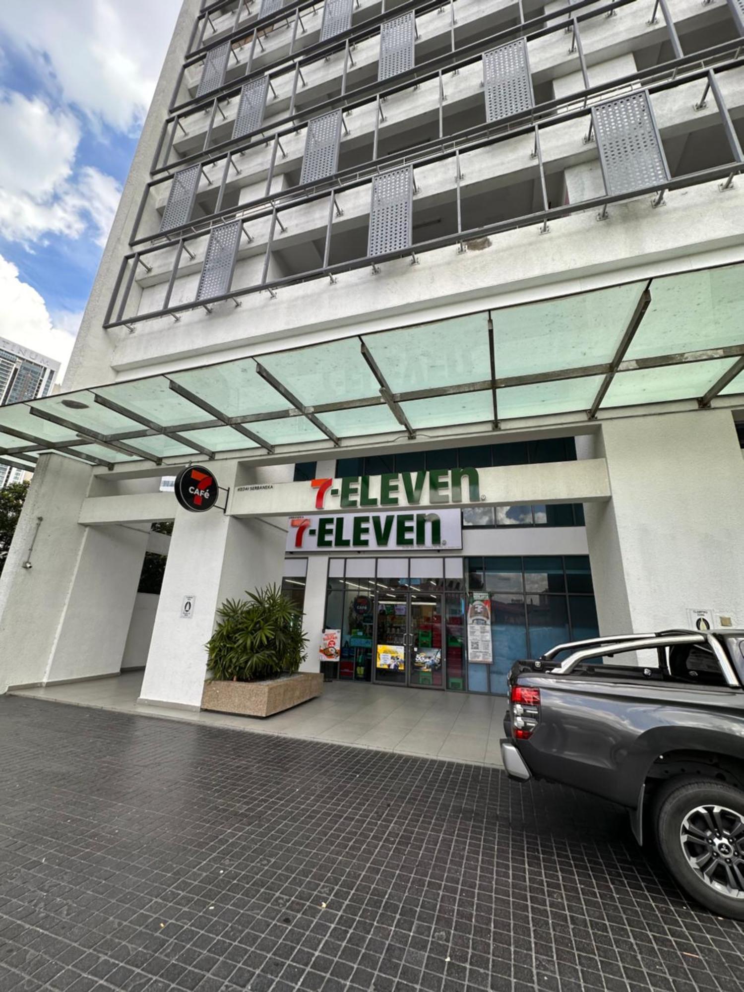 The Luxe Infinitum Klcc By Kl Malaysia Appartement Kuala Lumpur Buitenkant foto