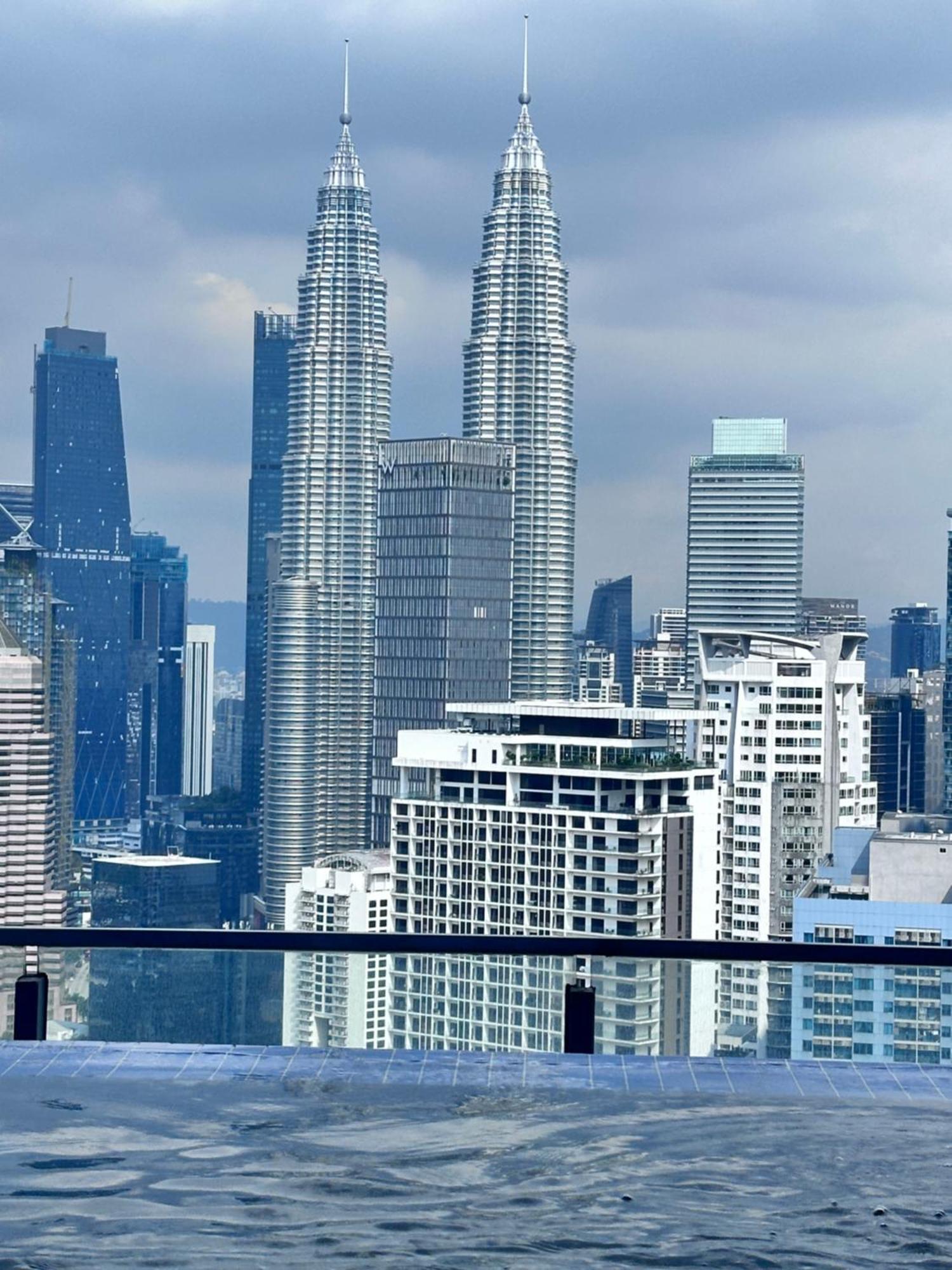 The Luxe Infinitum Klcc By Kl Malaysia Appartement Kuala Lumpur Buitenkant foto
