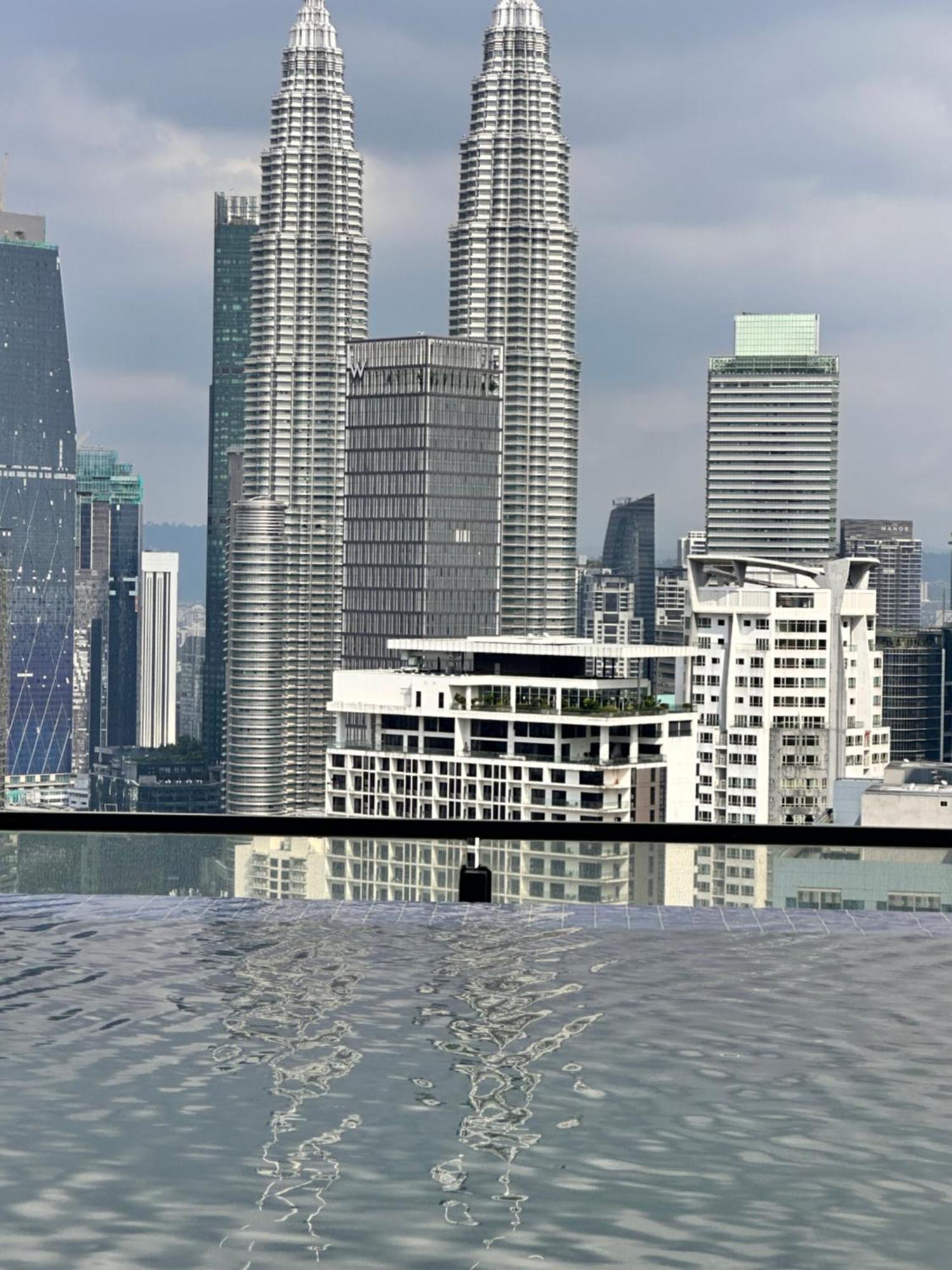 The Luxe Infinitum Klcc By Kl Malaysia Appartement Kuala Lumpur Buitenkant foto