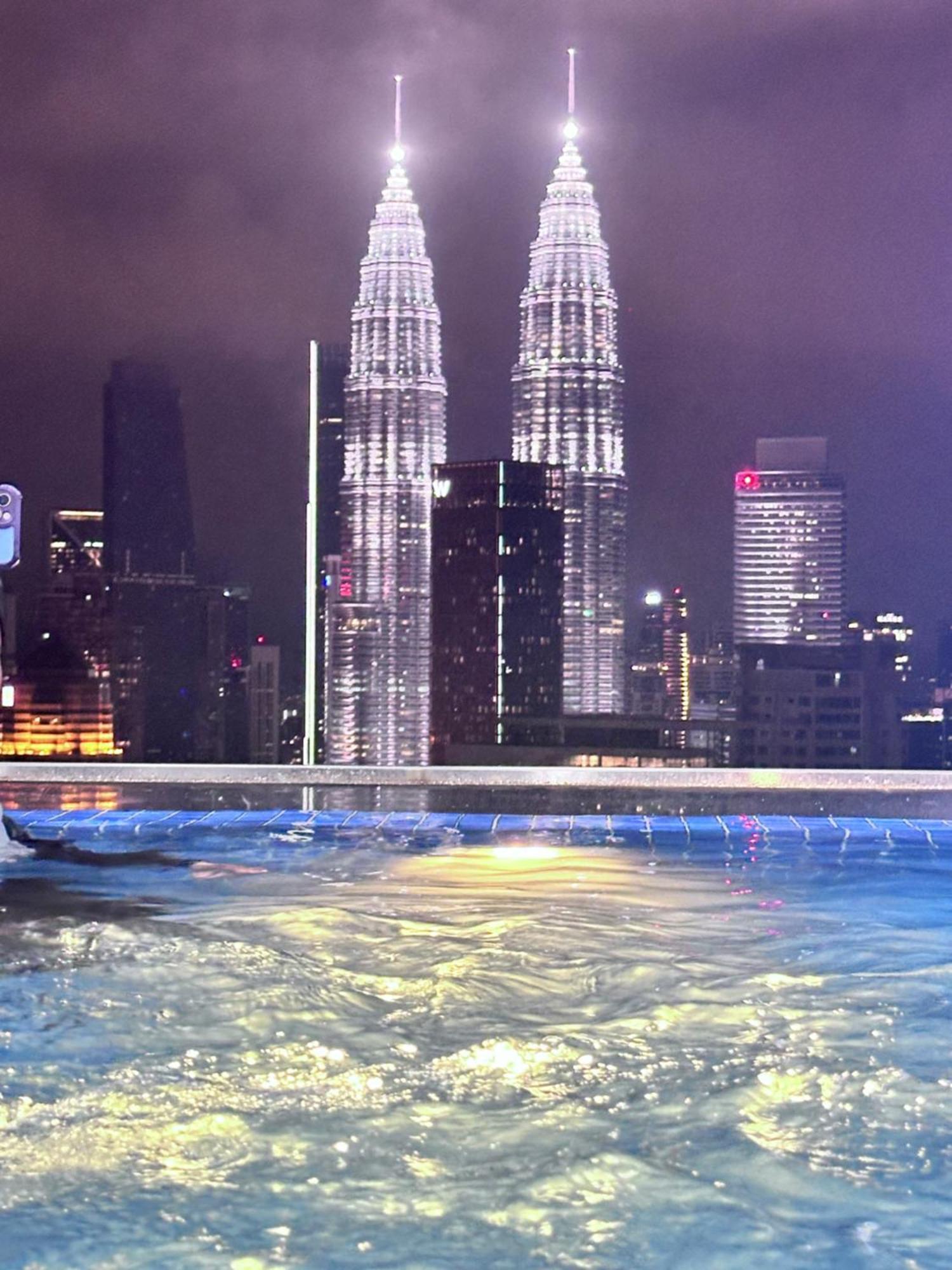 The Luxe Infinitum Klcc By Kl Malaysia Appartement Kuala Lumpur Buitenkant foto