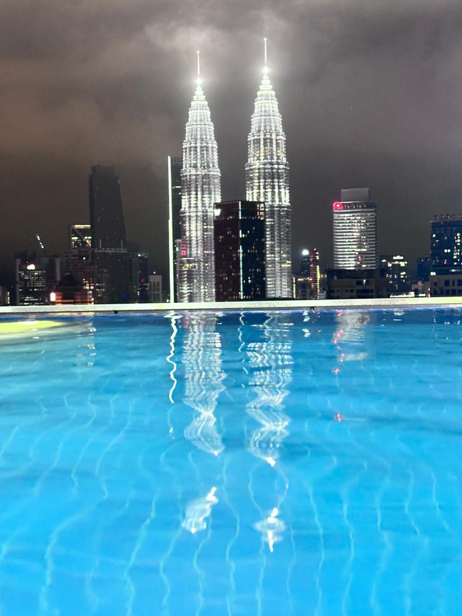 The Luxe Infinitum Klcc By Kl Malaysia Appartement Kuala Lumpur Buitenkant foto